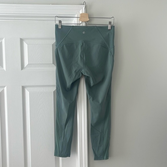 Lululemon Train Times 7/8 Legging 25” - Picture 3 of 6